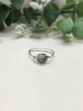 Load image into Gallery viewer, Gray and Pink Stone- Silver Ring
