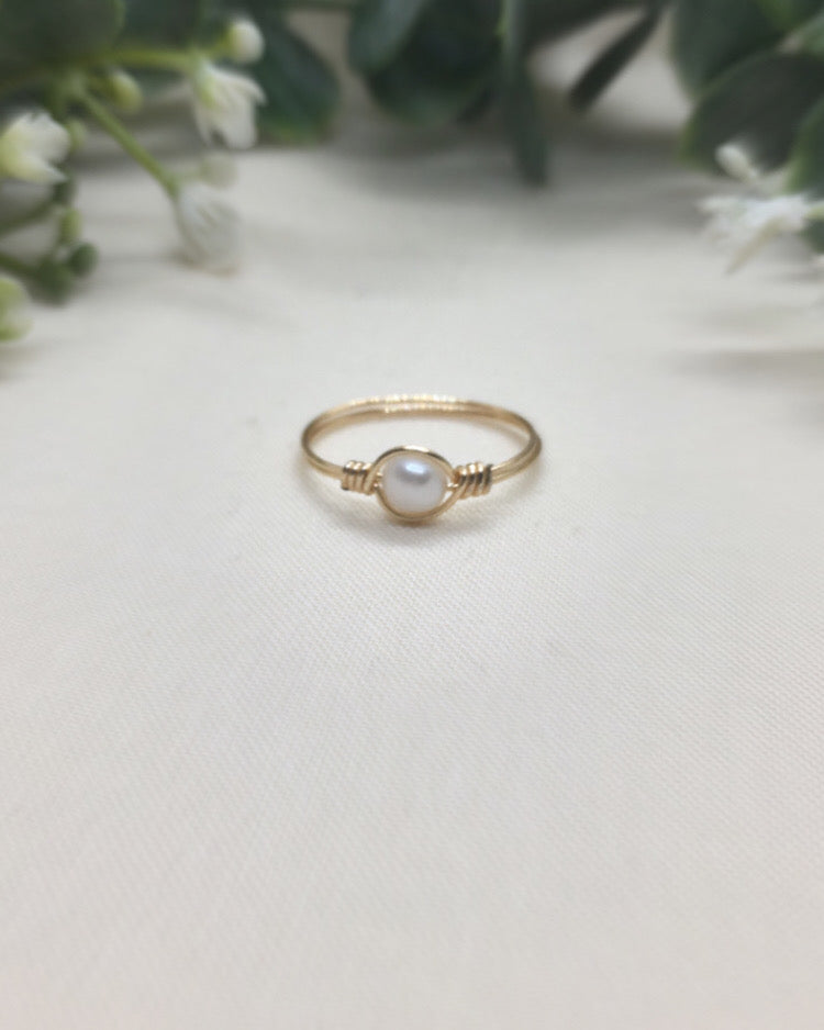 White Freshwater Pearl- Gold Ring